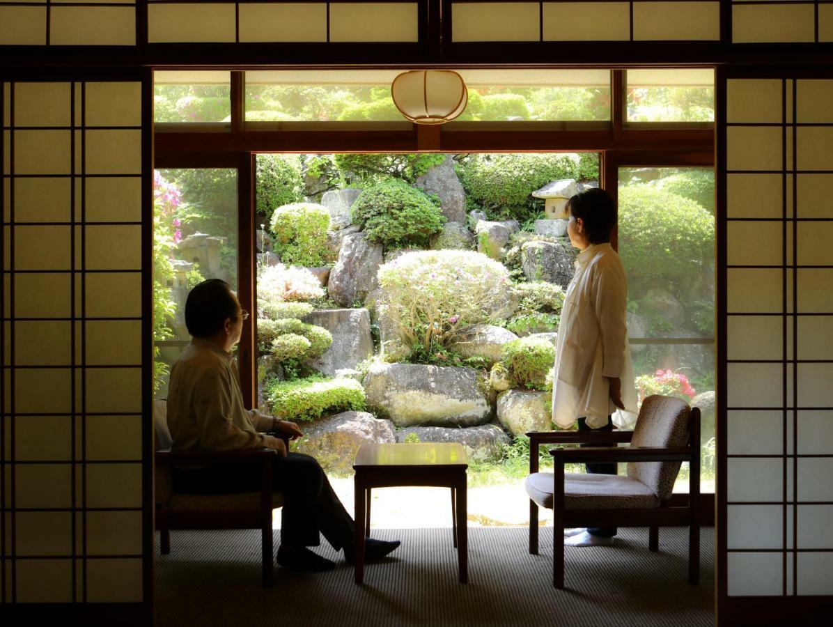 Besshoonsen Nanjyo Ryokan Ueda Buitenkant foto